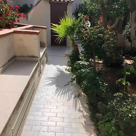 Holiday home A 2 Passi Dal Mare *